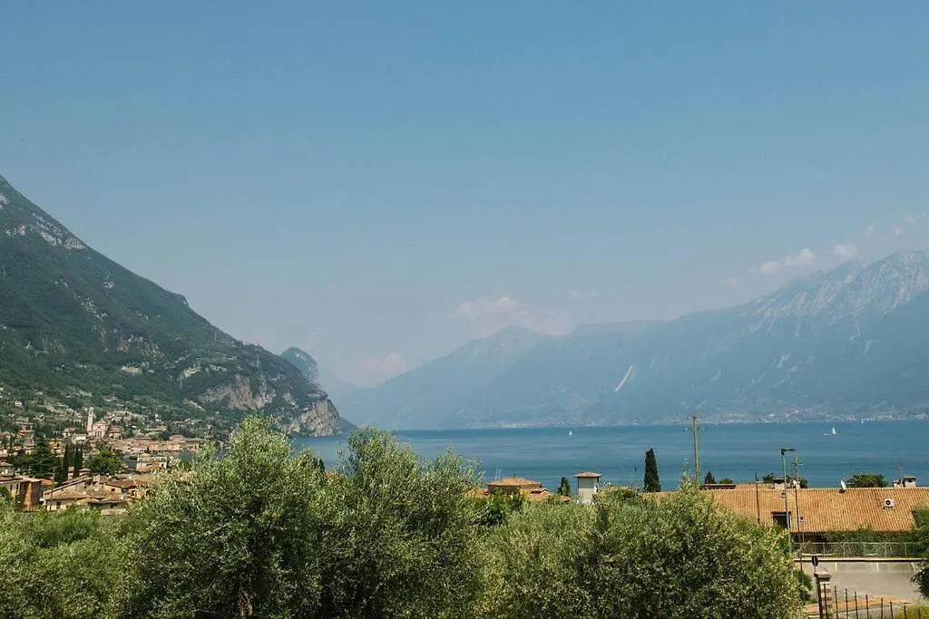 Pelaca' Resort Gargnano